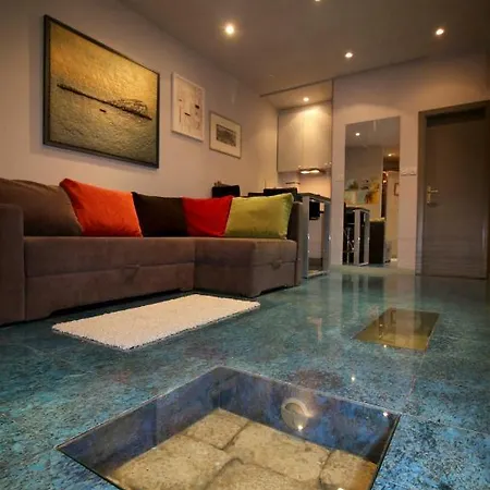 Art Apartment